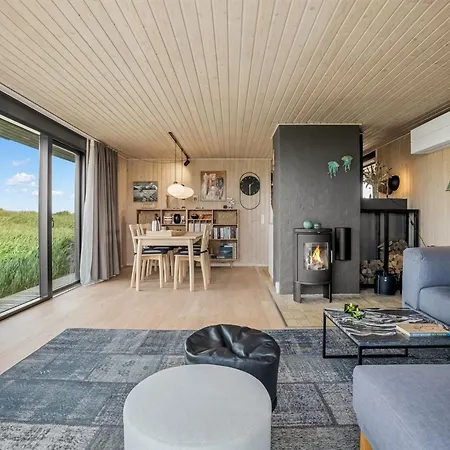 Beatrice - 350m From The Sea By Interhome